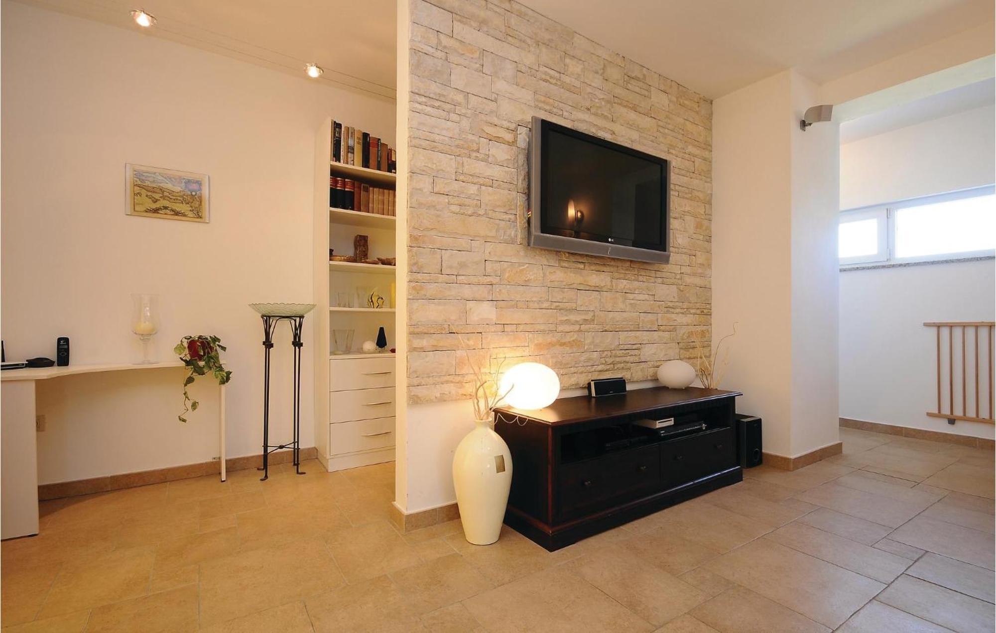 5 Bedroom Amazing Home In Debeljak Εξωτερικό φωτογραφία
