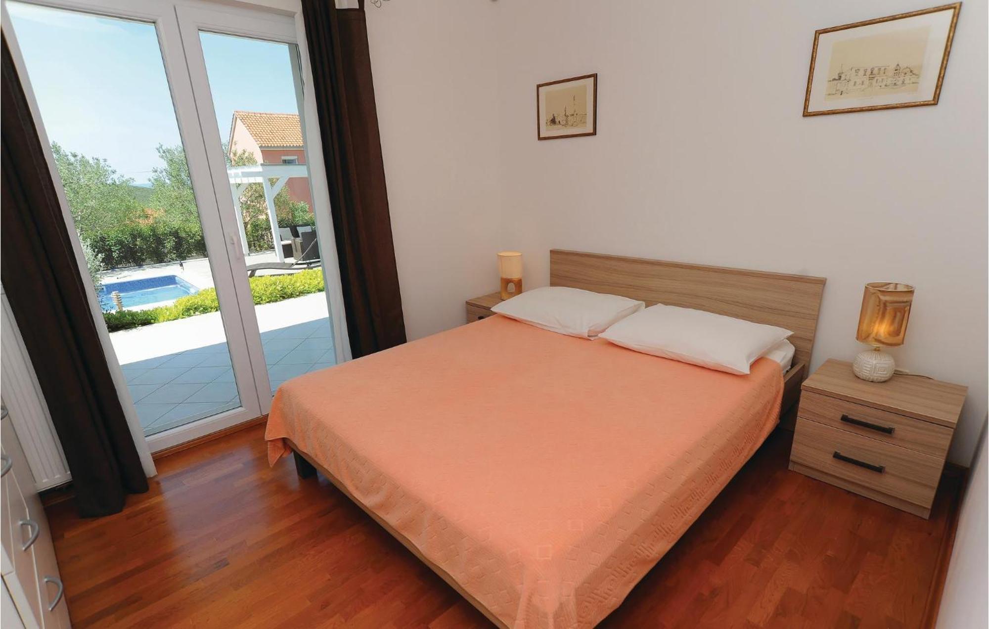 5 Bedroom Amazing Home In Debeljak Εξωτερικό φωτογραφία